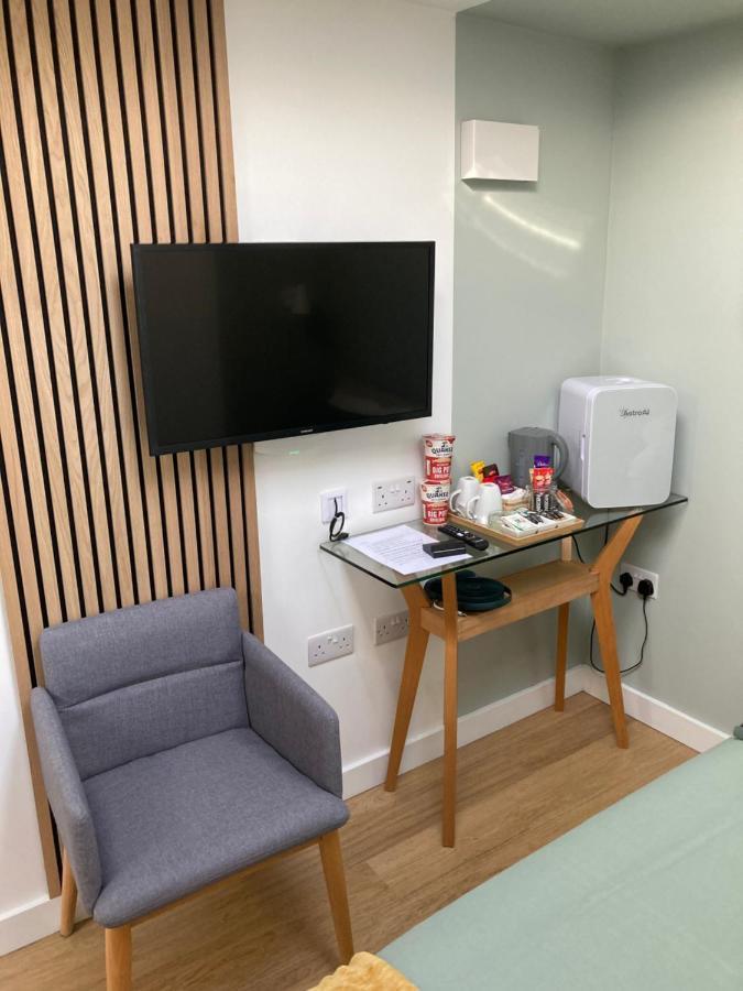 Central Ensuite Guest Unit With Ac And Free On-Street Parking Brighton Bagian luar foto
