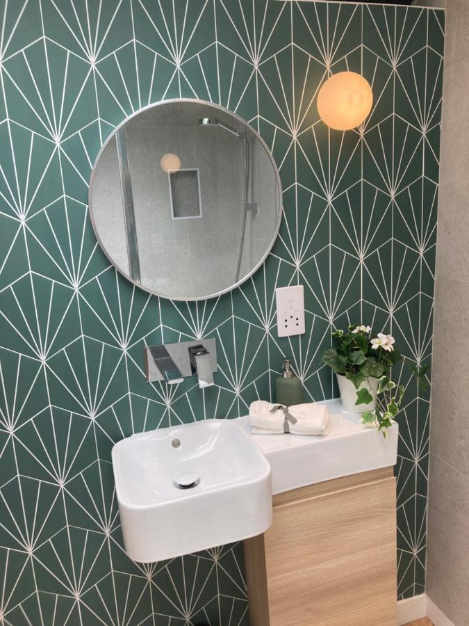 Central Ensuite Guest Unit With Ac And Free On-Street Parking Brighton Bagian luar foto